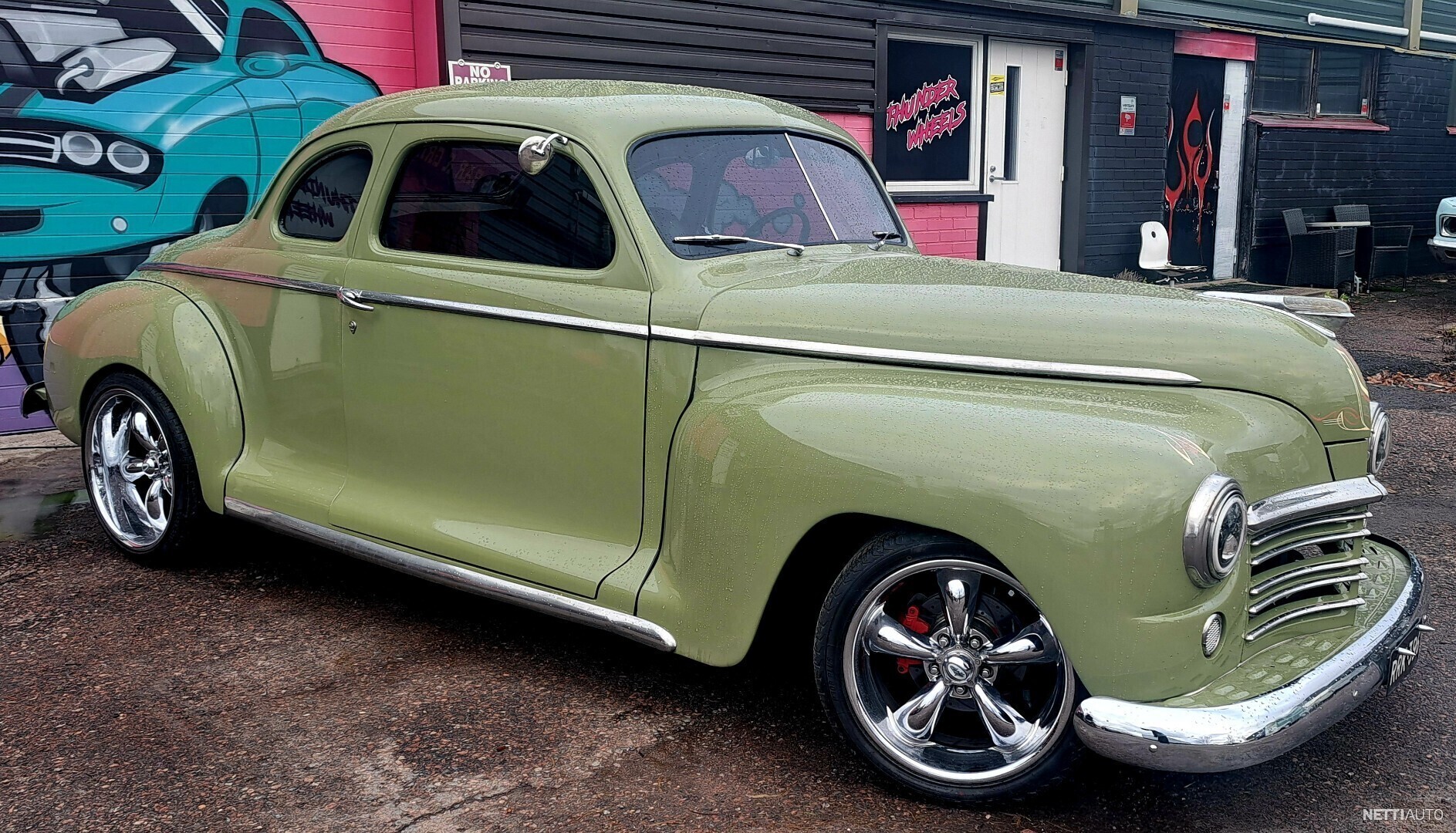Plymouth Special Deluxe 1948